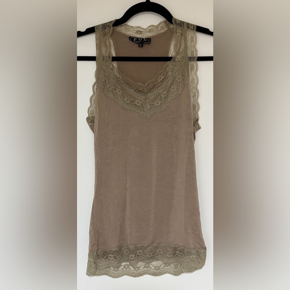 POL Sleeveless Lace Trim Taupe Tank Top Camisole Size Small NWOT